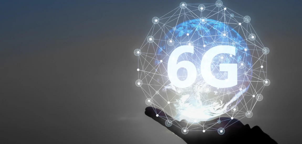 6G Intelligent Communication Networks and the Future of Hyper-Connected Digital Societies
