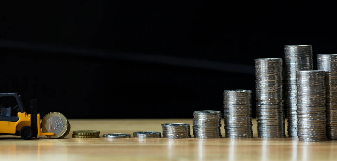 AI-Enhanced Financial Goal Mapping for Accelerating Long-Term Wealth Creation