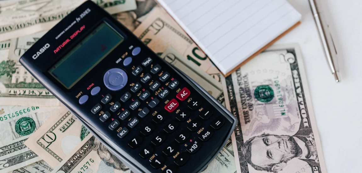 AI-Powered Financial Stability Engines and the Future of Everyday Saving