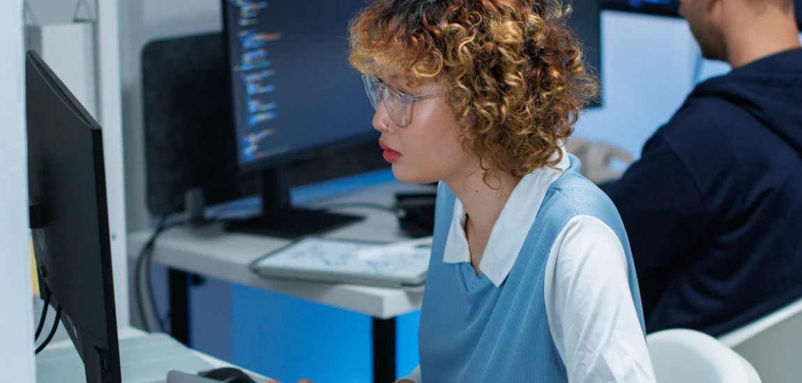Ambient Computing Environments: Technology That Works Quietly in the Background of Everyday Life