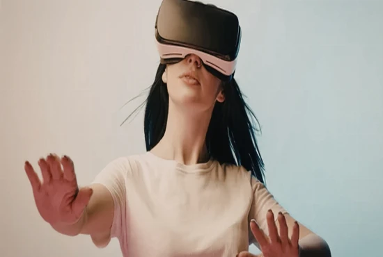 Augmented Reality Intelligence Systems and Immersive Digital Interaction Platforms