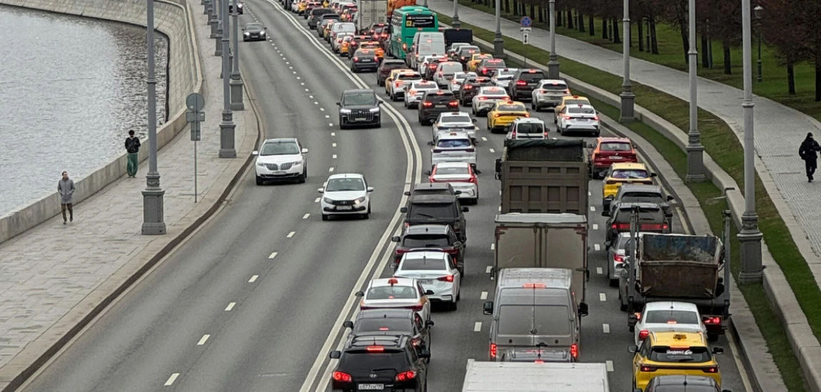 Autonomous Vehicle Intelligence Systems: Smart Traffic Management Frameworks Explained