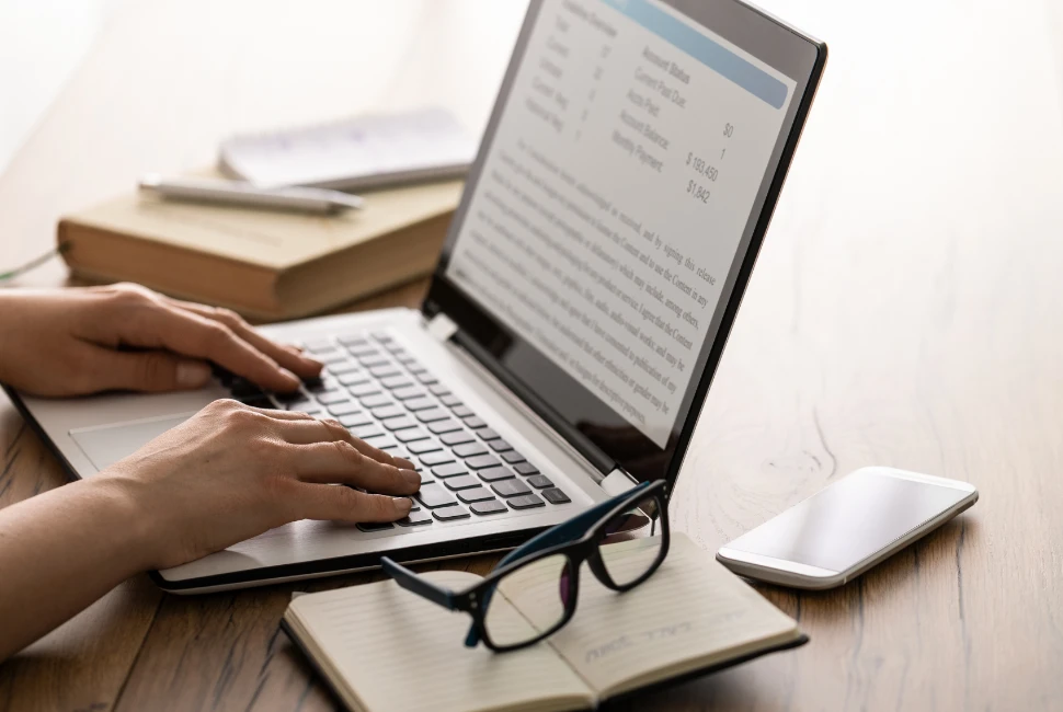 Comparing Battery Life: Which 2023 Laptops Last the Longest on a Single Charge?