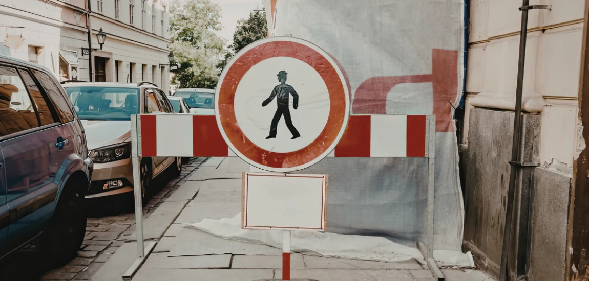 Cross-Task Contamination Barriers – Preventing Emotional Carryover Between Apps