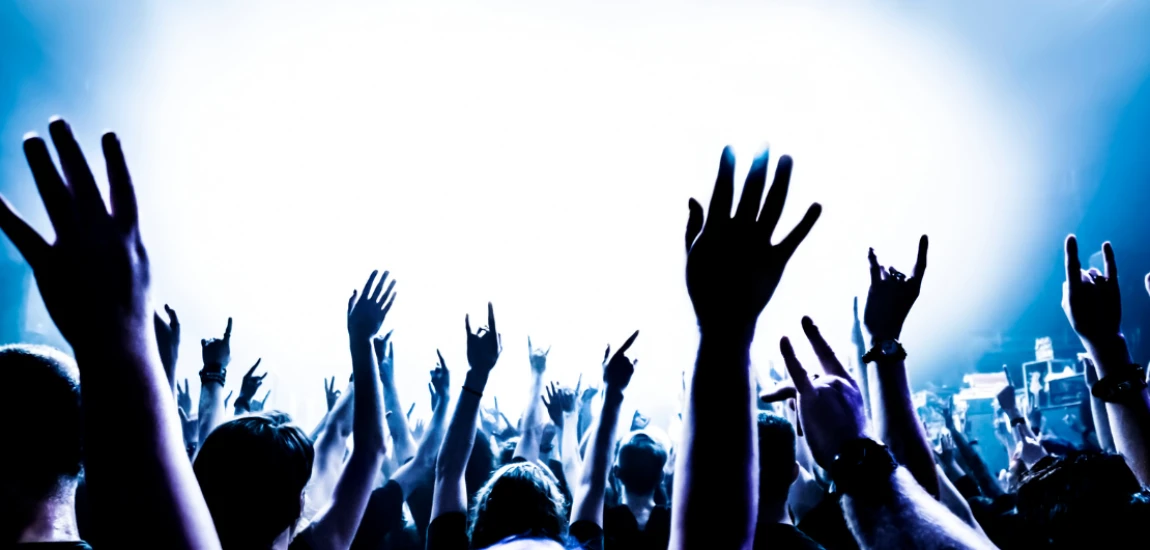 Crowd Density Forecasting – Choosing Movement Based on Human Load, Not Distance