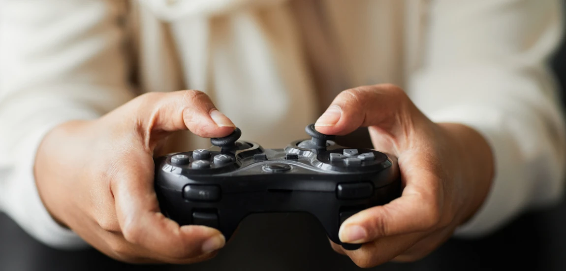 From Player to Parasocial: How Gaming Communities Built Digital Intimacy