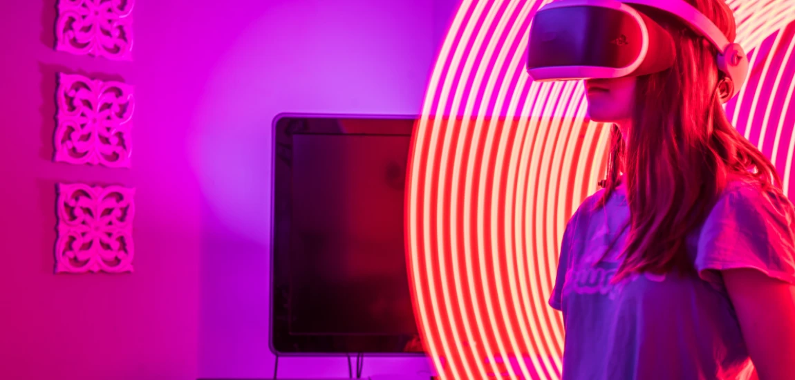 Holo-Culture: The Coming Boom of 3D Mixed-Reality Entertainment Spaces