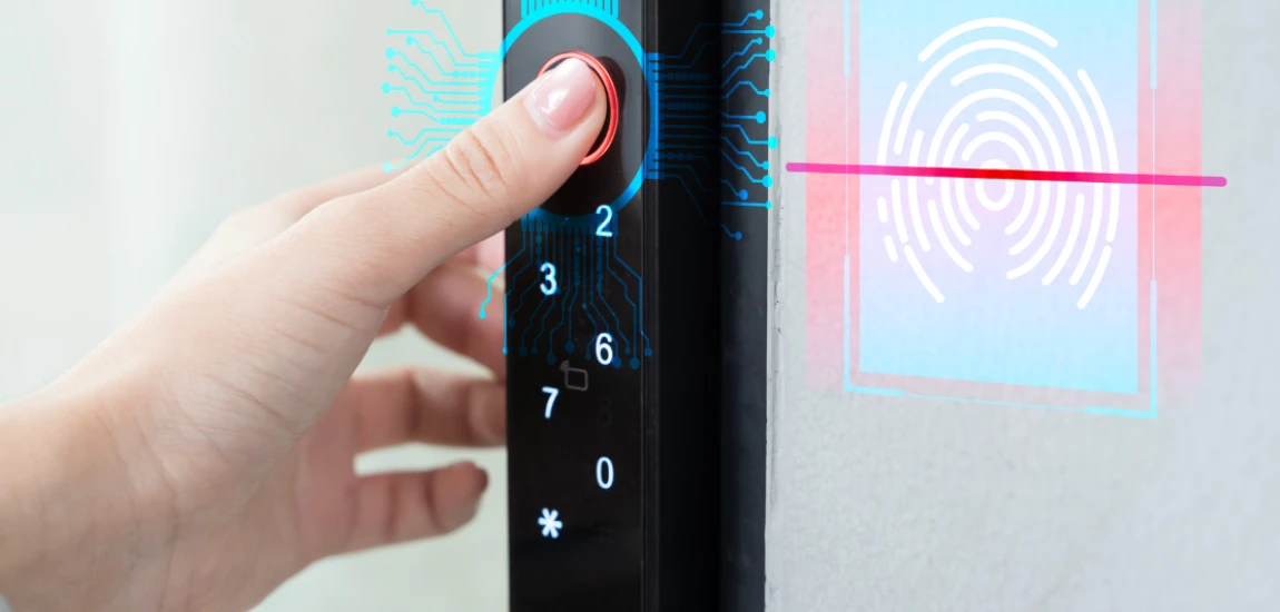 Holographic Computing Platforms and Next-Generation Immersive Information Processing Systems