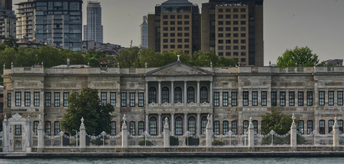 How Attention Fragmentation Scores Shape Episode Structure in the TikTok Era