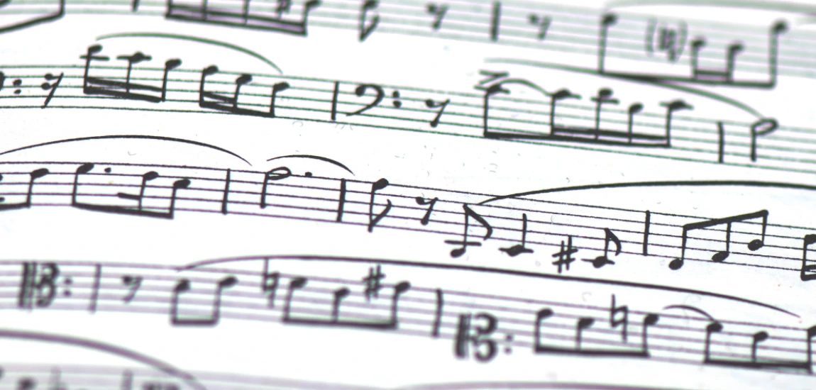 How Neuro-Adaptive Music Systems Compose Scores Based on Viewer Focus and Emotional Drift