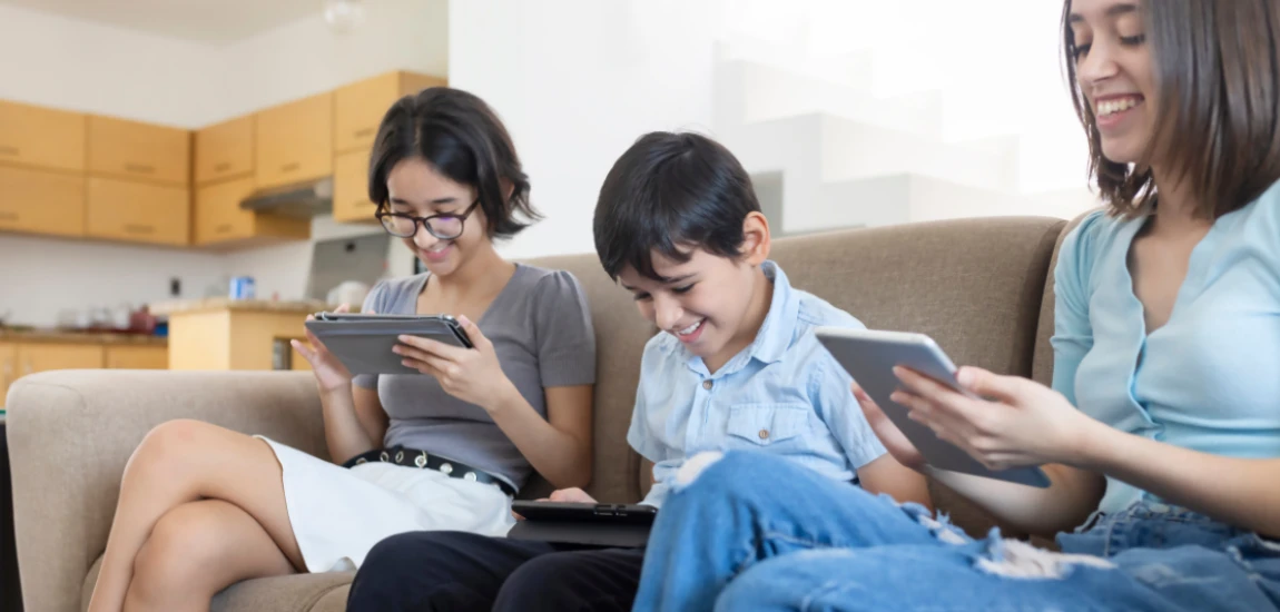 Human Attention Preservation Technologies – Designing Interfaces That Protect Focus in High-Notification Environments