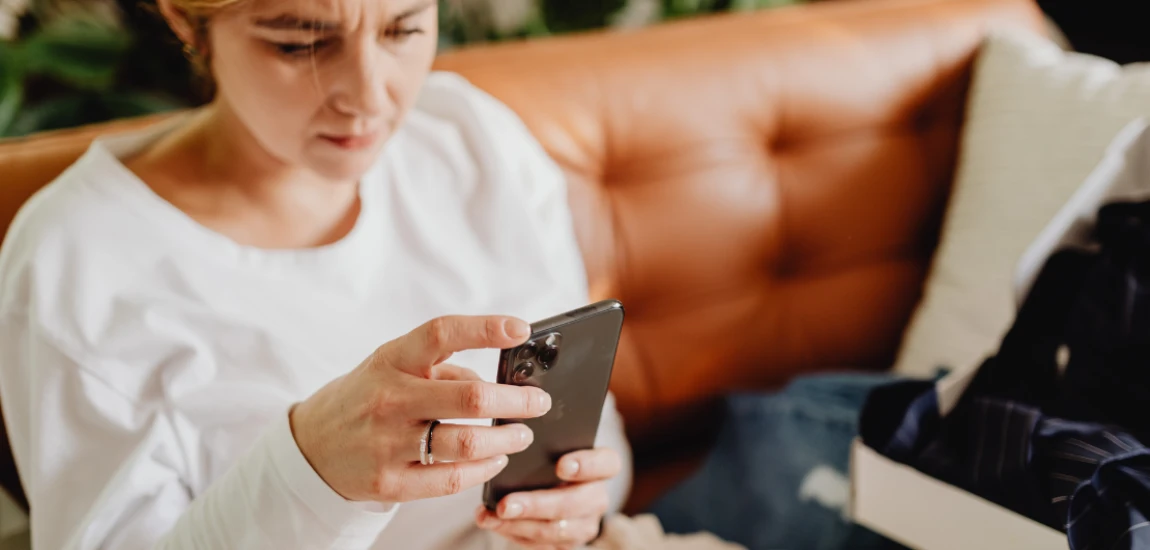 Infinite Scroll Storytelling: How Platforms Turn Content Into Continuous Narratives