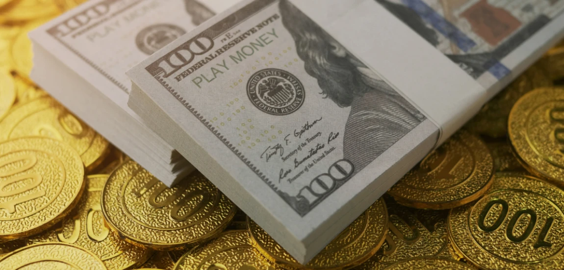Intelligent Cash Reserve Optimization for Balancing Accessibility, Security, and Wealth Growth