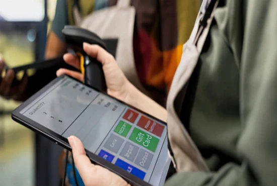 Intelligent Financial Decision Simulation Using Personal Digital Twin Technology