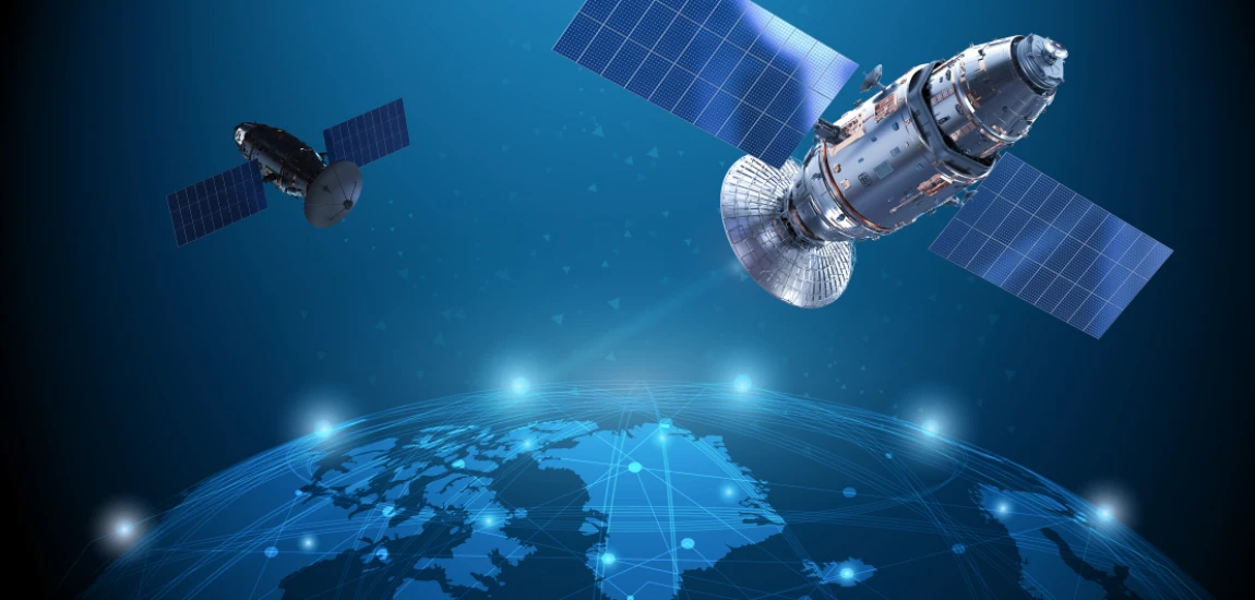 Intelligent Satellite Communication Systems and Real-Time Global Connectivity Architectures