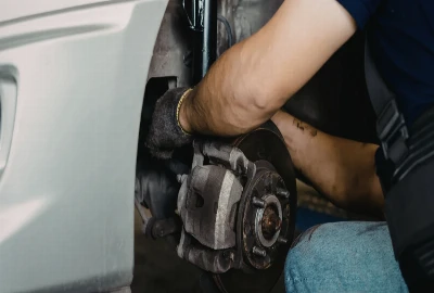 Identity-Safe Wealth Design – Saving Money Without Becoming Someone Else