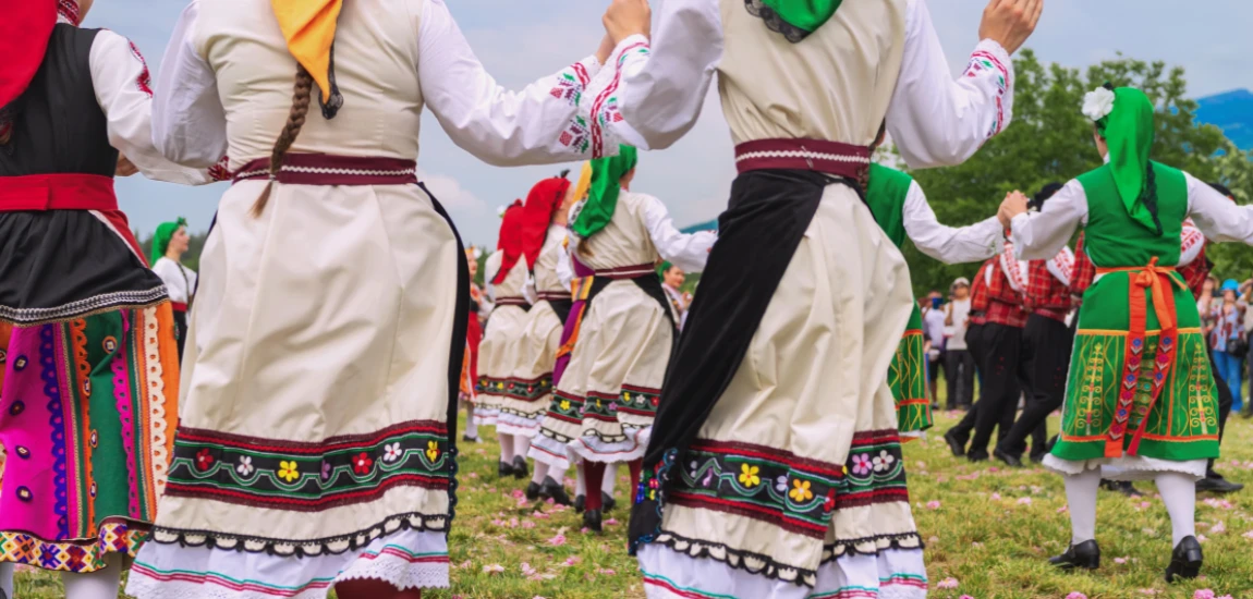 Living Heritage Tourism Systems – Supporting Culture, Traditions, and Local Identity