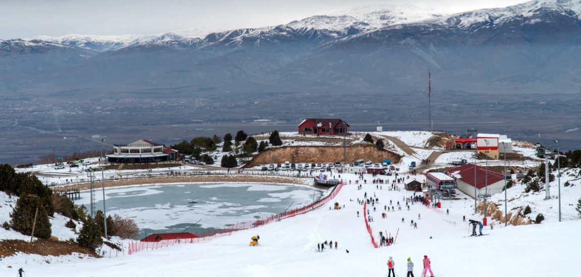 Local Economy–Centered Tourism Models: Building Travel Experiences That Empower Communities