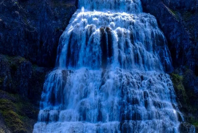 Identity-Safe Wealth Design – Saving Money Without Becoming Someone Else