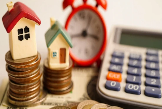 Next-Generation Savings Intelligence Through Real-Time Financial Analytics