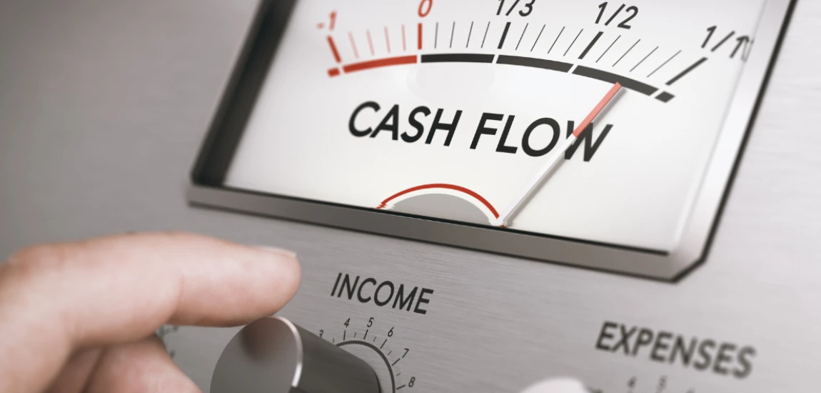 Predictive Cash Flow Intelligence and the Rise of Self-Managing Finances