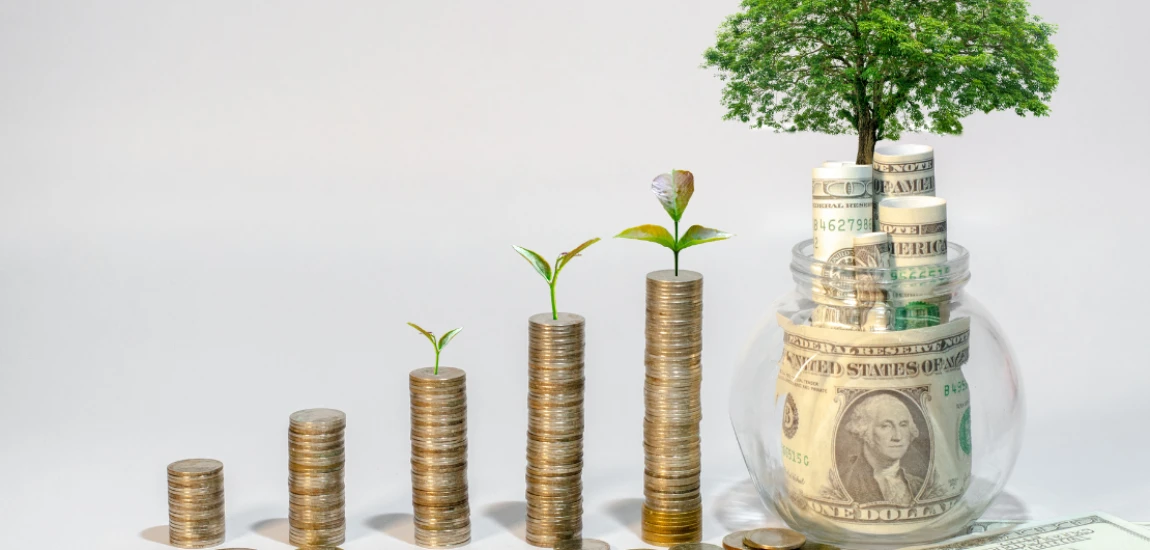 Predictive Cash Reserve Intelligence for Achieving Lifelong Financial Stability