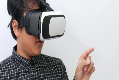 Quantum Virtual Reality Communication Systems and Hyper-Immersive Human Interaction Frameworks