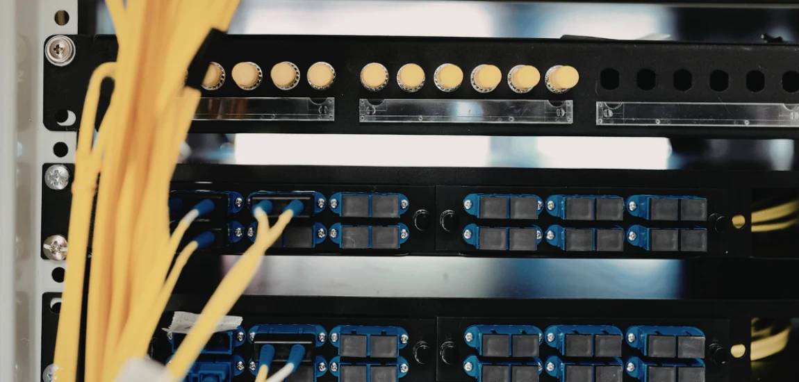 Self-Optimizing Networks and Autonomous Internet Infrastructure: The Future of Smart Connectivity