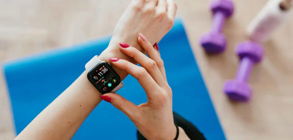 Smart Wearable Intelligence Systems and Continuous Health Monitoring Networks