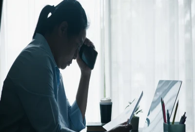 Identity-Safe Wealth Design – Saving Money Without Becoming Someone Else