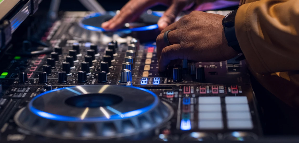 The Lo-fi Boom: Why Chill Beats Became the Soundtrack of a Generation