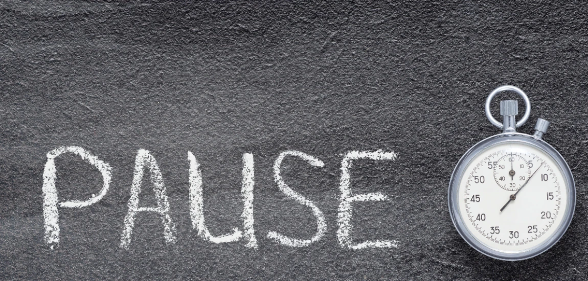 The Pause Aesthetic: How “Stillness” Became the New Cinematic Language