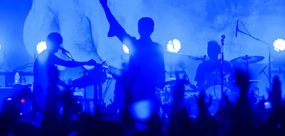 Virtual Concerts, Metaverse Festivals & AR-Enhanced Live Shows: What Fans Want & What the Future Holds