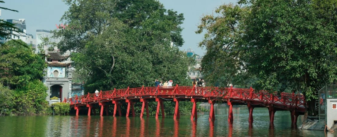 Bridges You’ll Want to Cross Twice (Just to Make Sure You Saw Everything)