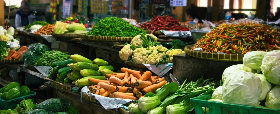 Markets That Only Appear at Dawn 