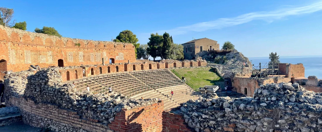 Theaters With No Walls — or No Seats