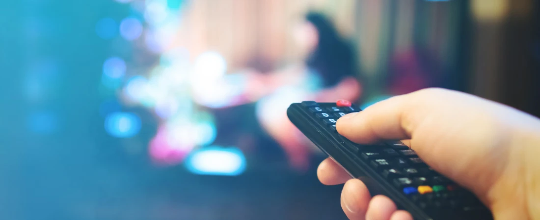 Skip Intro, Skip Plot, Skip Show: The Rise of Background TV