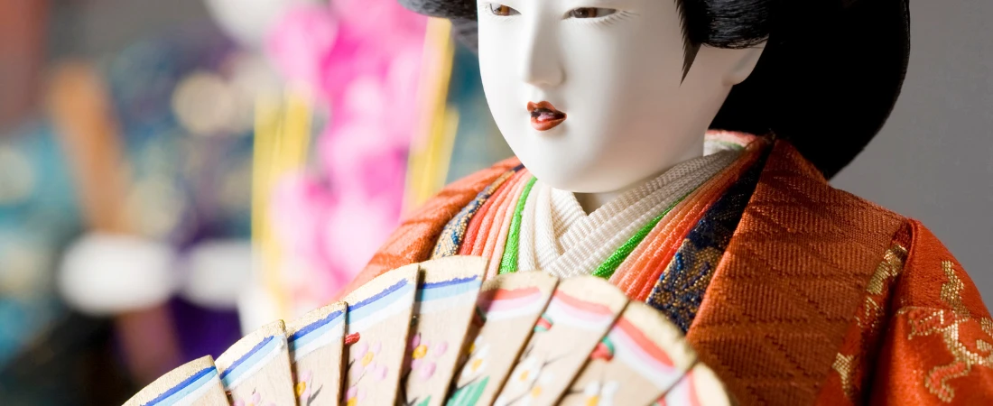 Best Limited Series to Stream Right Now on Hulu, Netflix, and Apple TV+