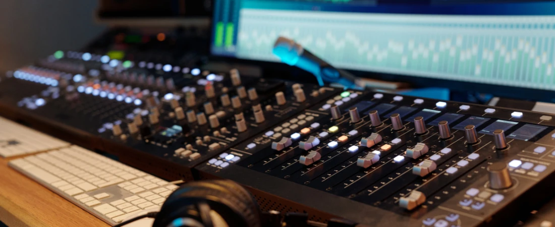 The Lo-fi Boom: Why Chill Beats Became the Soundtrack of a Generation