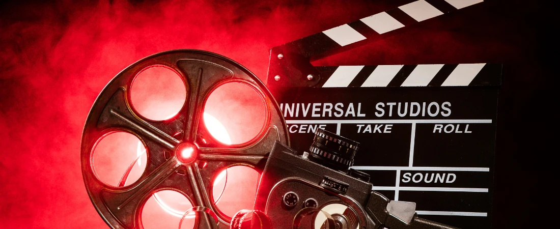 The Sound of Silence: Why Modern Movies Are Using Less Dialogue and More Atmosphere