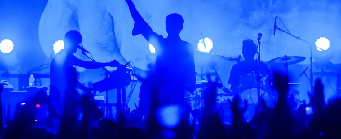 Virtual Concerts, Metaverse Festivals & AR-Enhanced Live Shows: What Fans Want & What the Future Holds