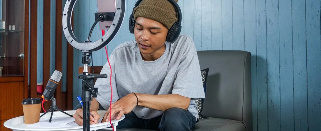 Creator Economy Goes Big: Content Creators to Media Brands