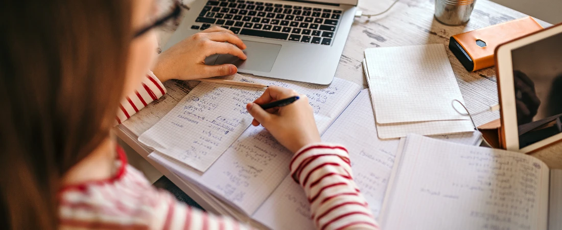 Neuro-Responsive Content: Brainwave-Driven Media Interaction