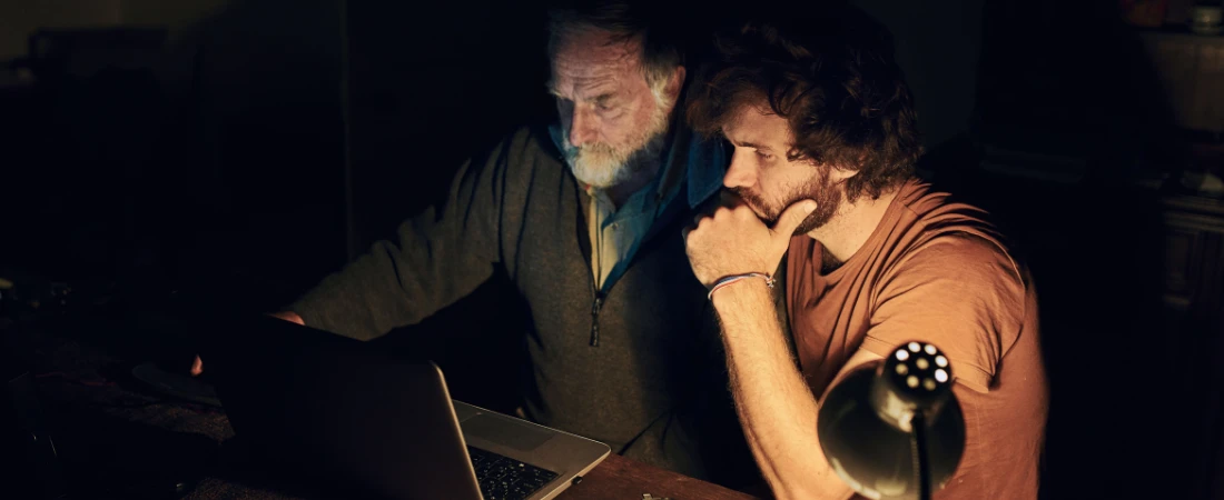 The Internet is Not Your Diary: Oversharing, Trauma Dumps & Digital Intimacy