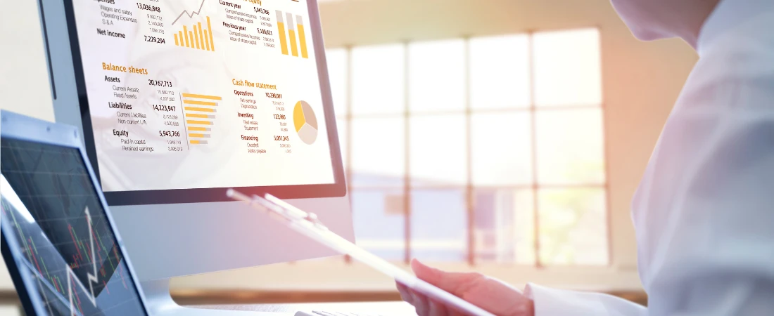 Main Character Syndrome: Performing the Self for the Feed