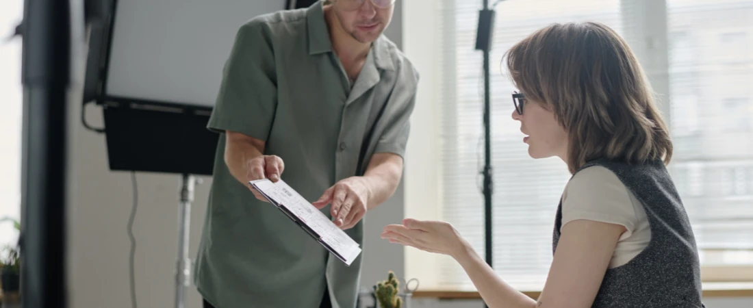 Main Character Syndrome: Performing the Self for the Feed