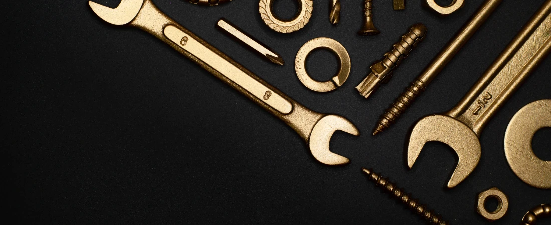 Viral Empires: The Creator Economy and the Myth of the Relatable Millionaire