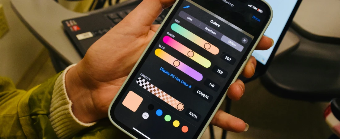 Tag Me When You’re Free: Friendship in the Era of Asynchronous Affection