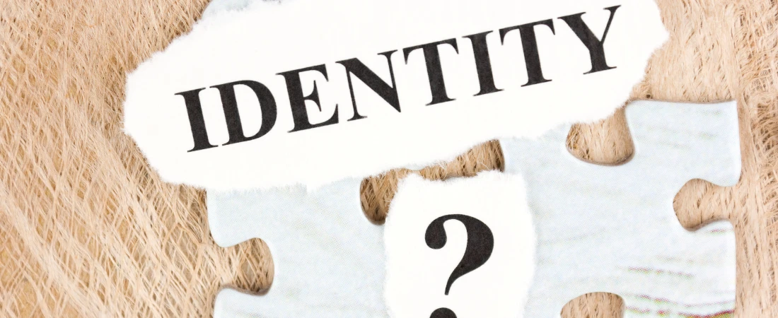 Bio-Link Biographies: How Identity Is Compressed Into Clickable Real Estate