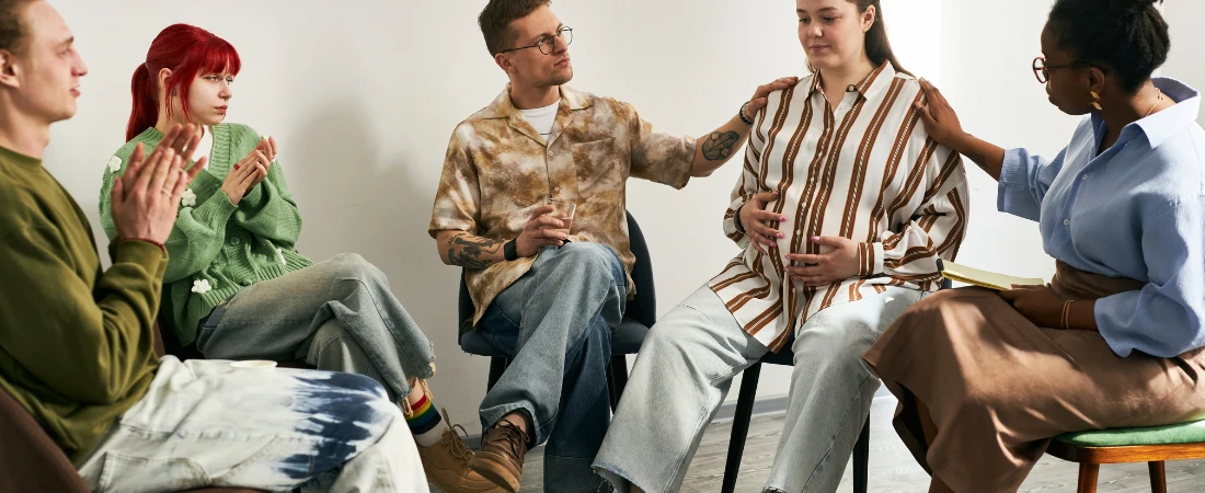 Tap Twice for Solidarity: The Politics of Performative Engagement